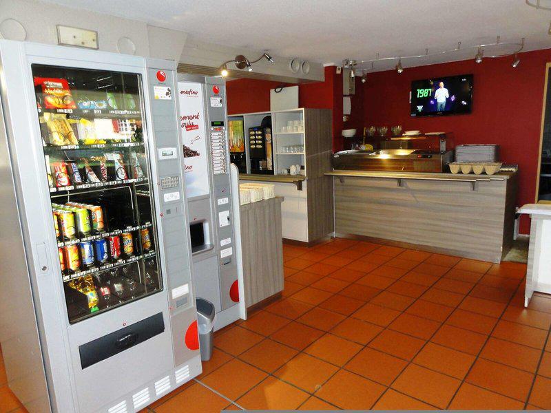 1706CF17A7EA9ECB98E975CBFE70BB90