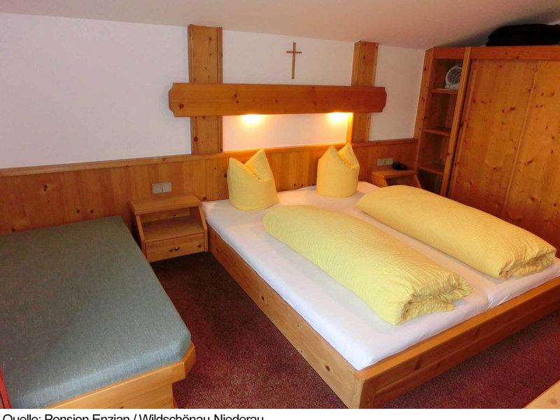 B511FB8599FDAEB6A0D7AB209BDDF2AA