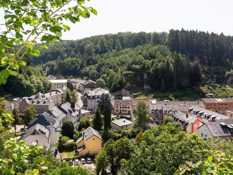 69279976825F96230FD74280F6E02300