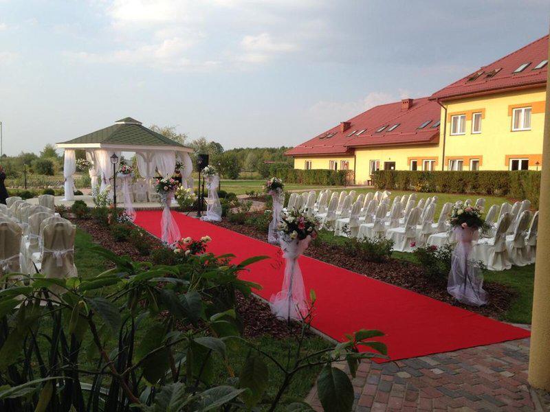 24CB0FE52BA2DBA31CA4681F857D1941