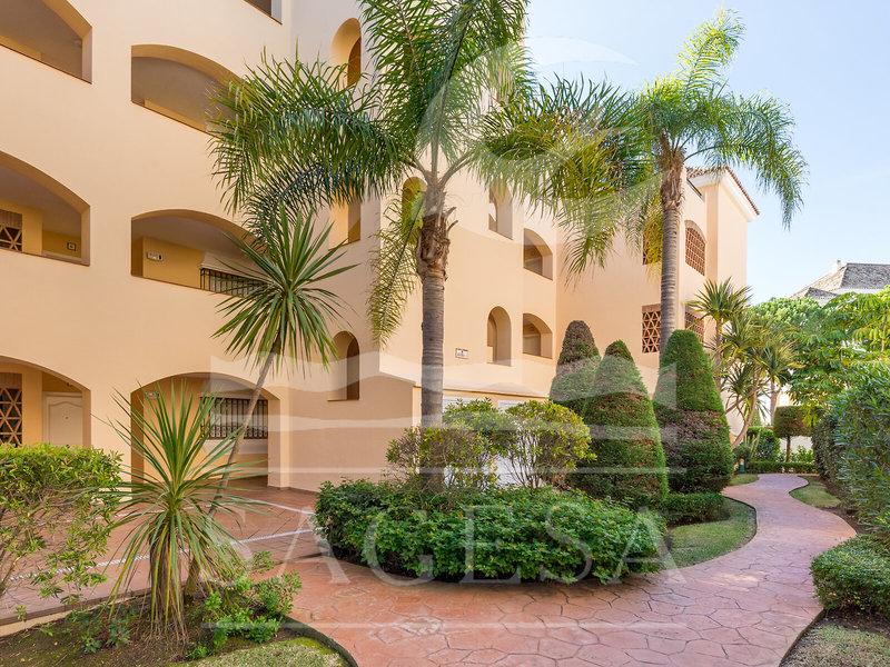 8DBC6EC7F8F5E7DE3A77AAA89C284C69