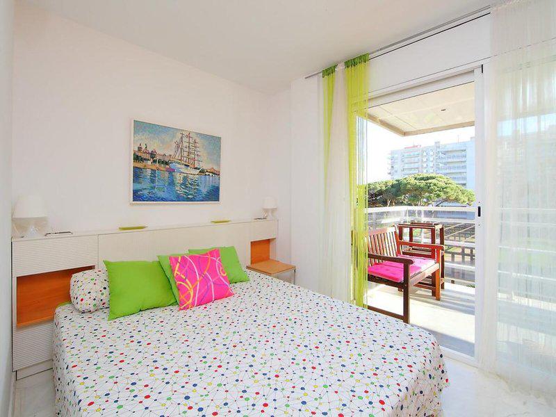 2497AAE4CEEDF21865D870B33F896F42