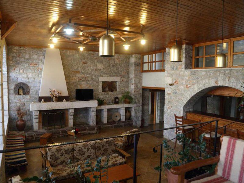 711E2EC74B7EF772AD5D22821E641DEC