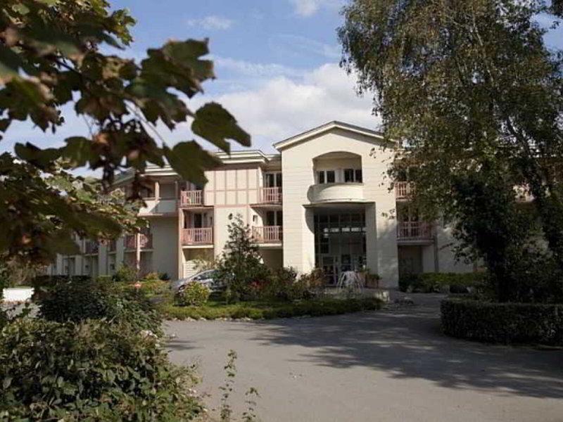 4425FBD57C78F3F0DD665E8F4DD96520