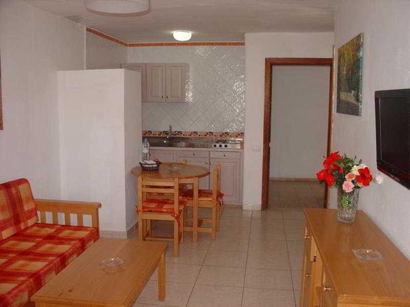 BC40E67DDAAFF8101654BDADBEF1BDF9