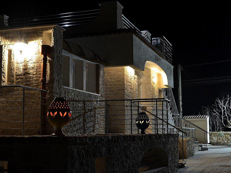 189AE51F6756315EC47AD3DF7B1AC570