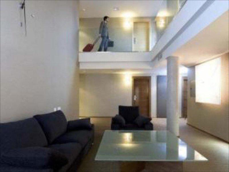 7371BC62567D5D660B19AEAE046A363A