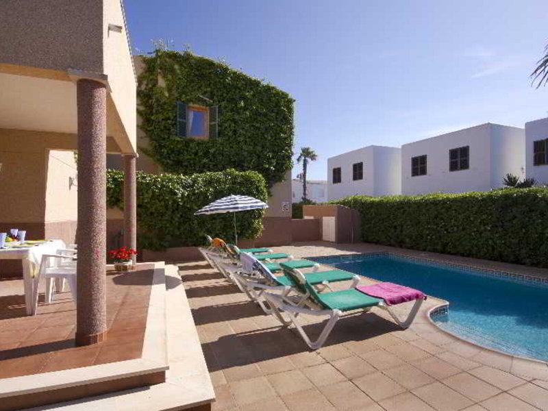 D06B6D05D8DE02DD26A7FC06A2DE0533