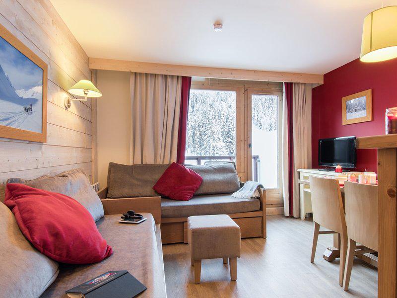 E4D5E353331E529534BE59CE70BE17ED