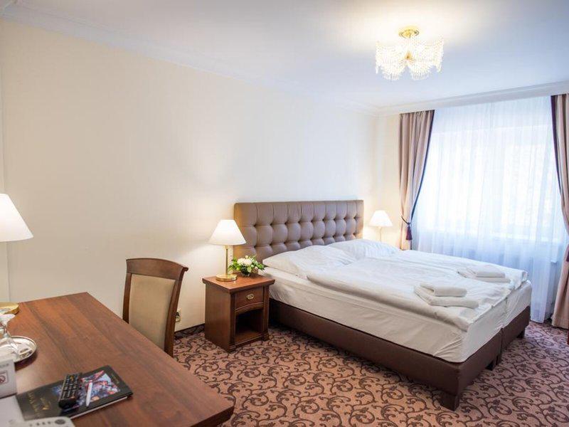 57FDB6565312848ECEA4EF74DF116A94