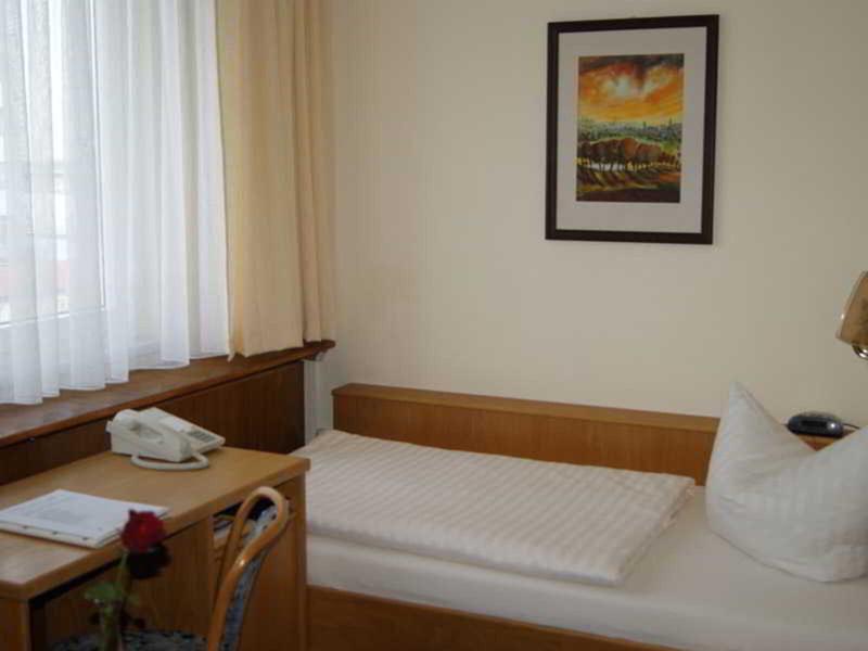 1A58C274980C29E0119A4C3FD293A3D8