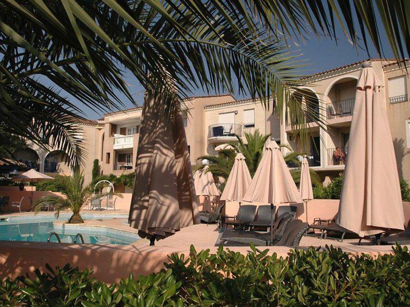 771EF6C641F0BA5B623D96E888C4E322