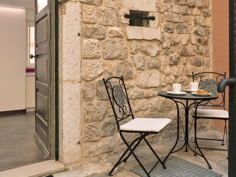 2EAE92319D607CF04CF759B3C960C53B