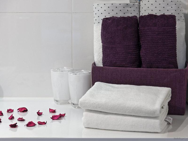 2D46CF2087FE700193DAE623C7DDD1DD