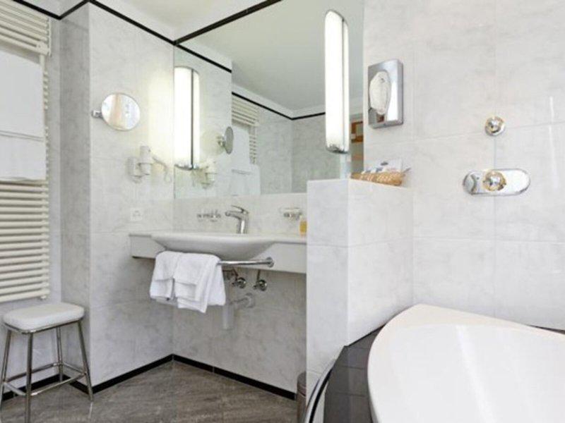 DB2252F6842DDFA4A71E633D0B8FD977