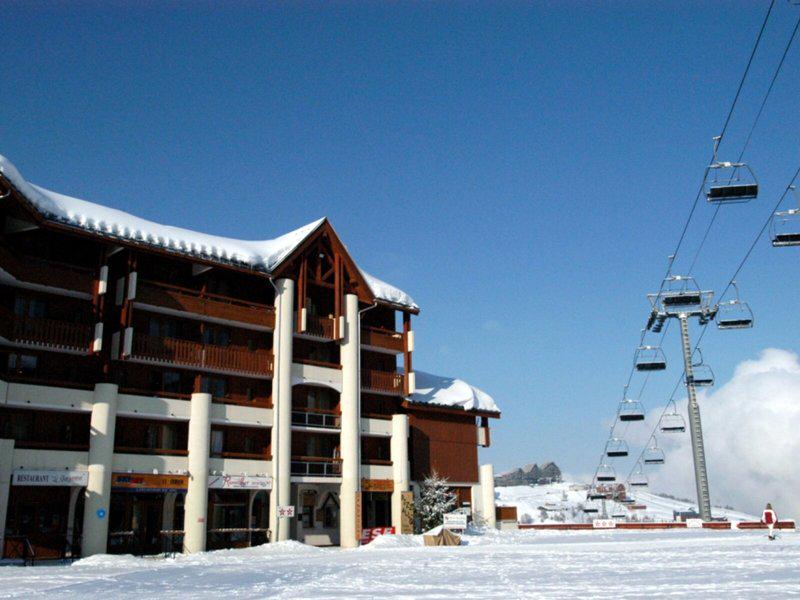 3B0D945B6E5ACD68B207F4FBF09913B6