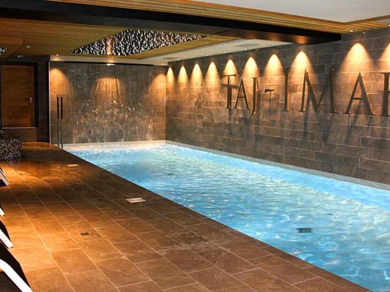 1C553518915DD542F7E6B2ACF6EDC3E3