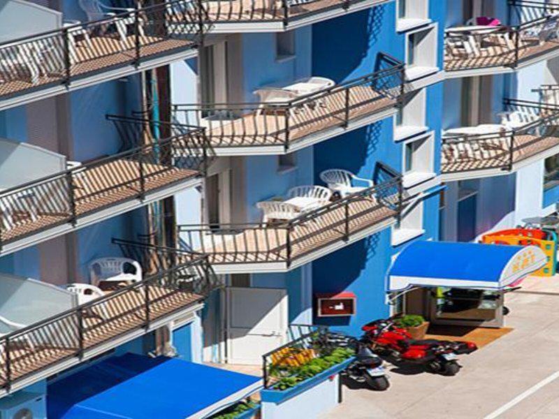 C1B0F2D381C0D5EEAAA47F6CC3991F38