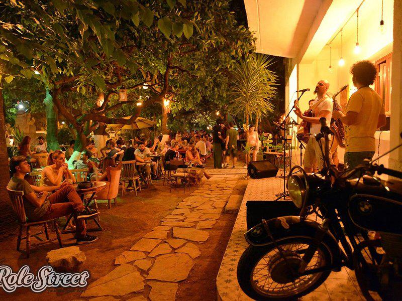 D5CBD10CB9A4499BC2A6FA2DD5D17391