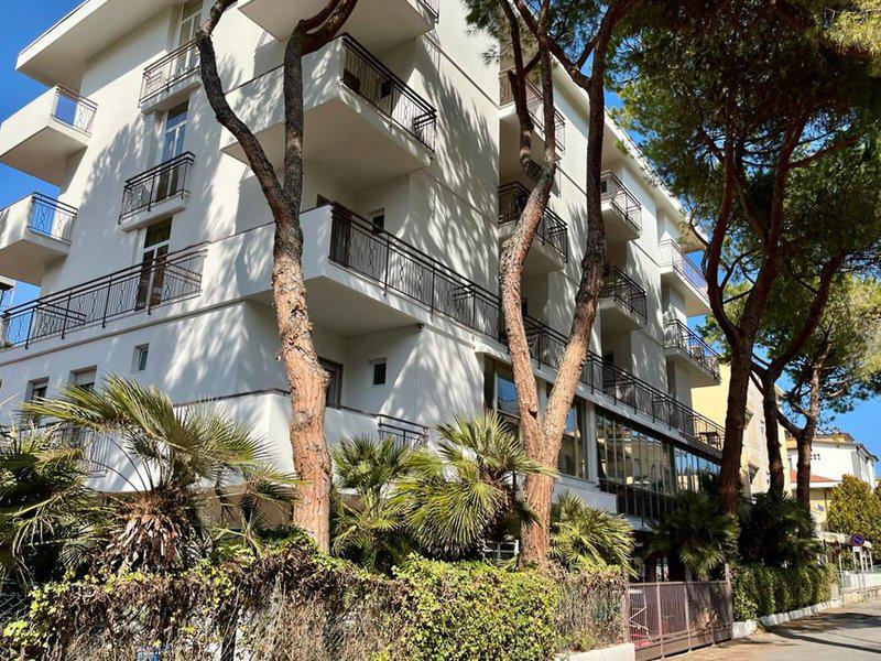 B2F273F941B4ECEAAFB9FDC5CDD61DB6