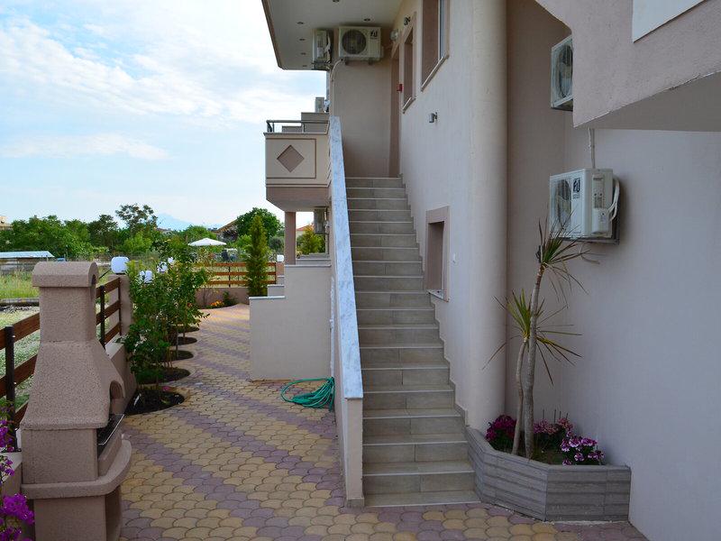 8479EB81274129D641C874E4EA1C72C0