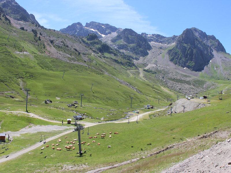 C093343B9EFD5F0B9F0BEF44DB930C5B