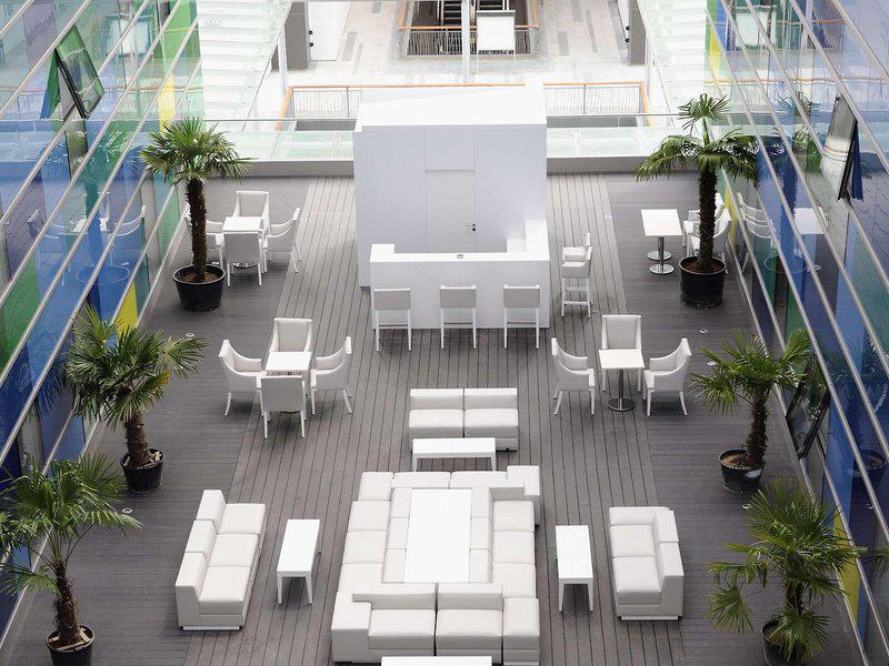 54F8E156AF433DA20A41CC278183E3C3