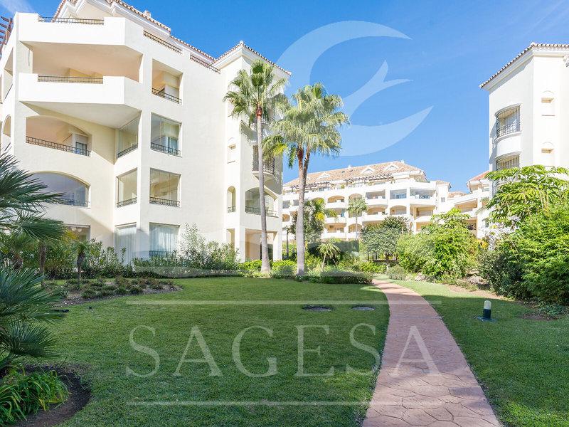 AC53BEE64654EDA54D6A5EC3695E391D