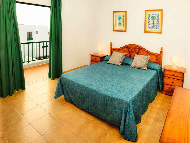 46AB4F23C29D98F85A4F69B25C9A5DD9