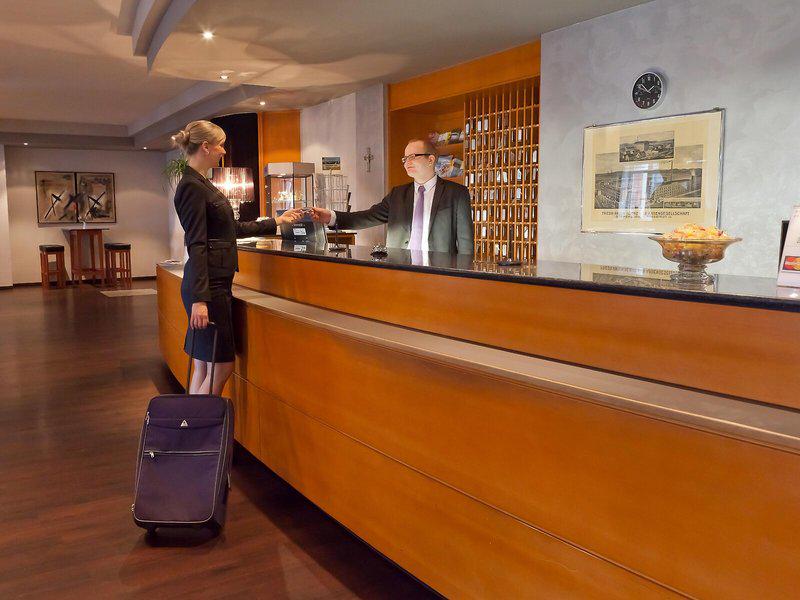 E9BBA3E9480BD46464E444988E54E412