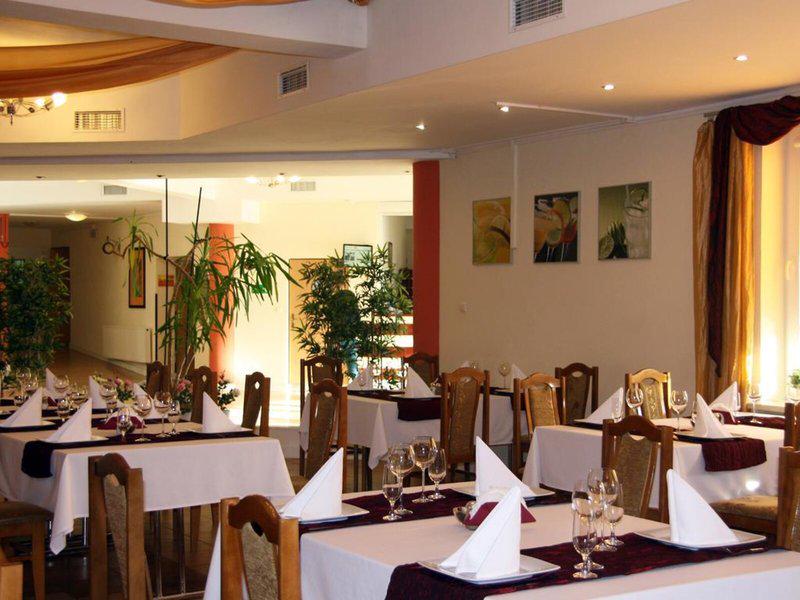 A60F533FAD2B1F5085924D4782B9908C