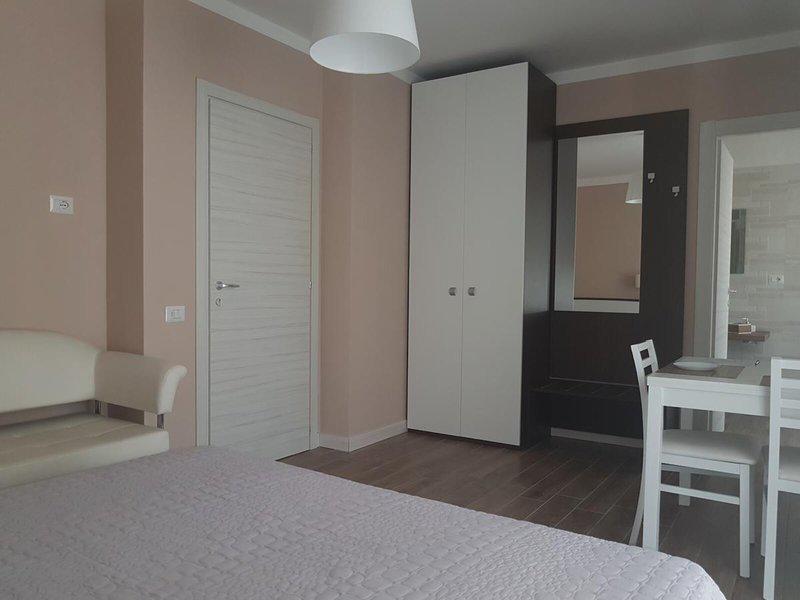 6814B06599C2A17342C5F8695AB03A8B