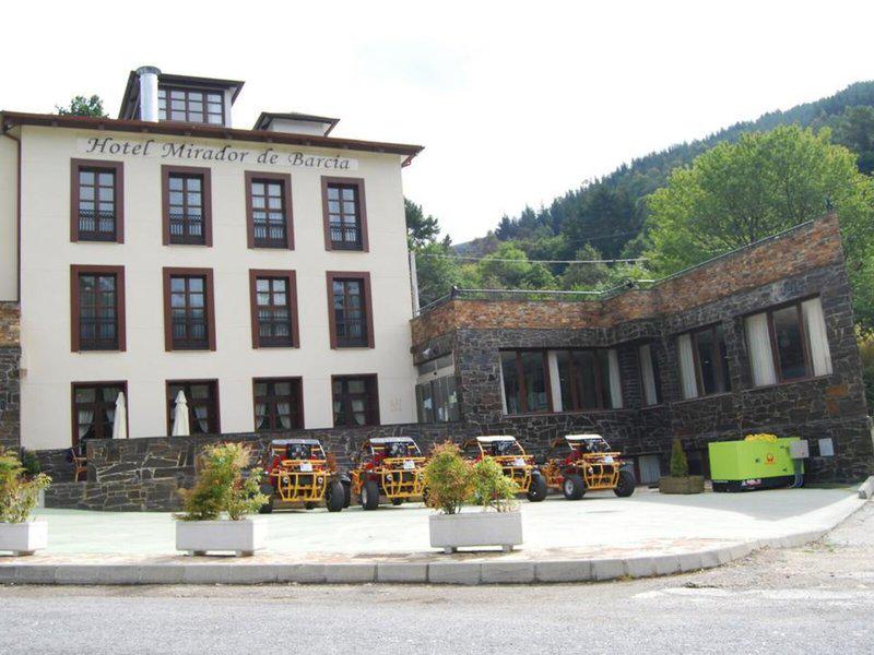 272BBA17BA27ECB29EEA4AD3BA548A92