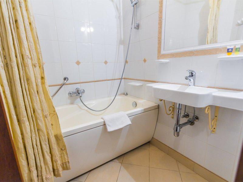 8F99FC62018D4EA3269F09CA5E70308F