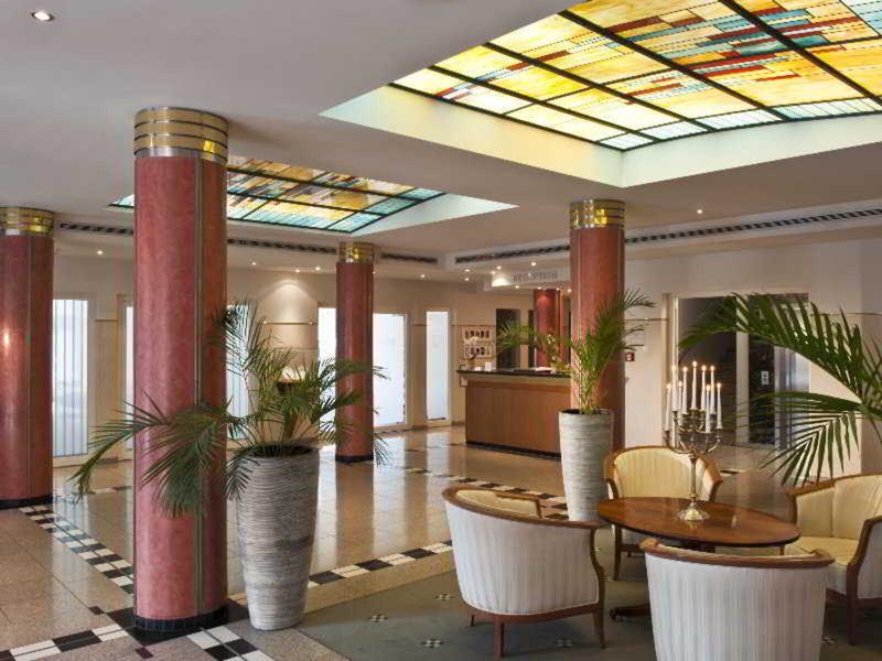 38B2B54B88F1E9D7EB8964194C8A399B