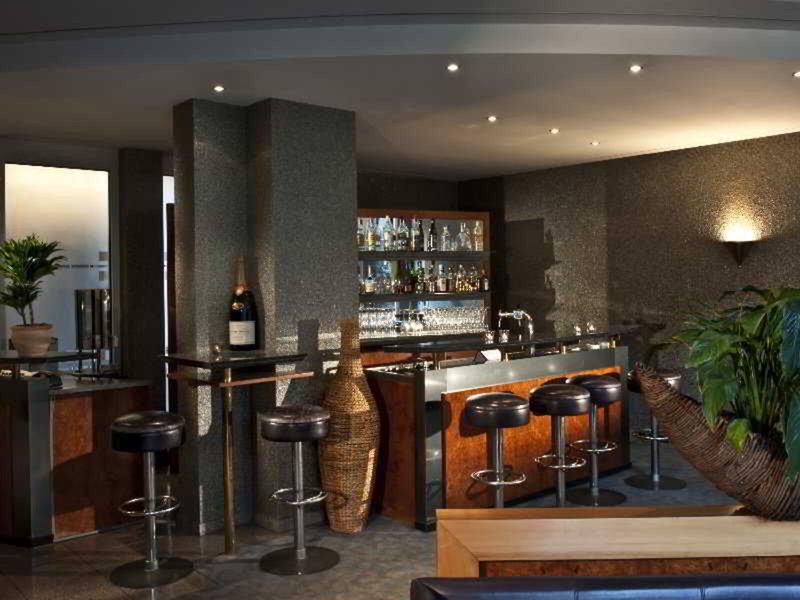 446A2D1D45973CE4F93584A419D2B27E