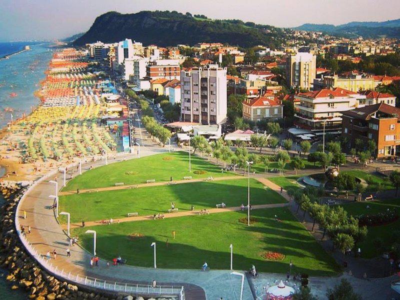 E1109E48DFACE24C98F9E8C0DD30E3B0