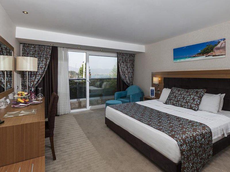 EBBF97E9CEC96F8DCF7183A550188487