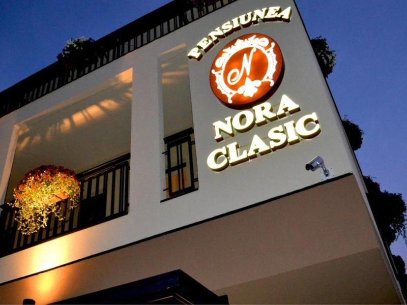 8266E32BC65B74FB868551BF256353C6