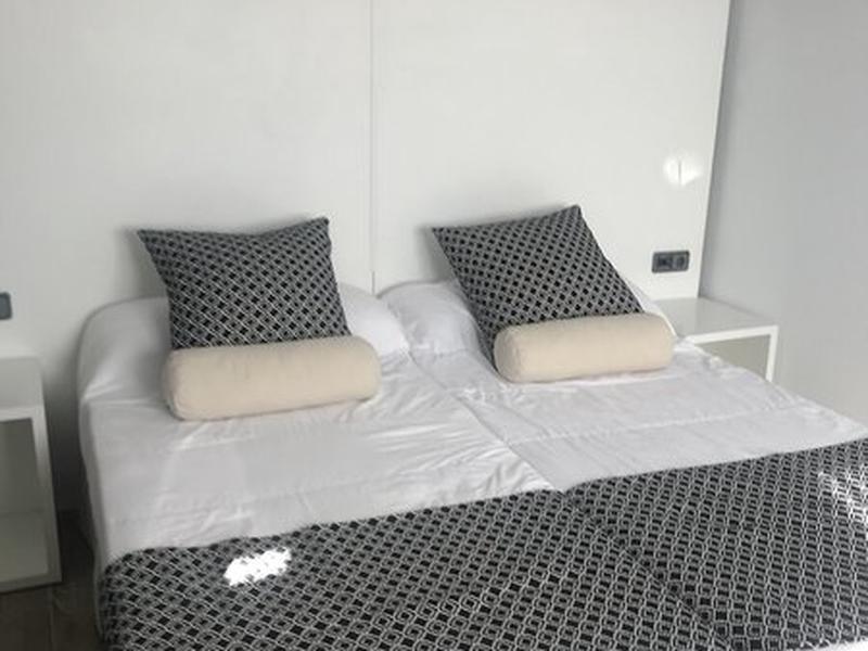 F310C8FE7E98942793505ACC057F255A