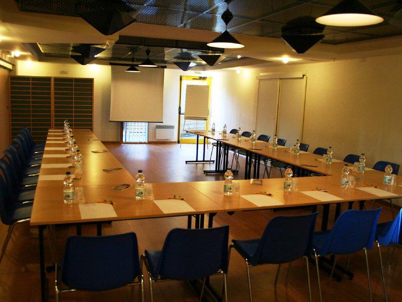 58655D75A1473A2772F29A1A24536EC2