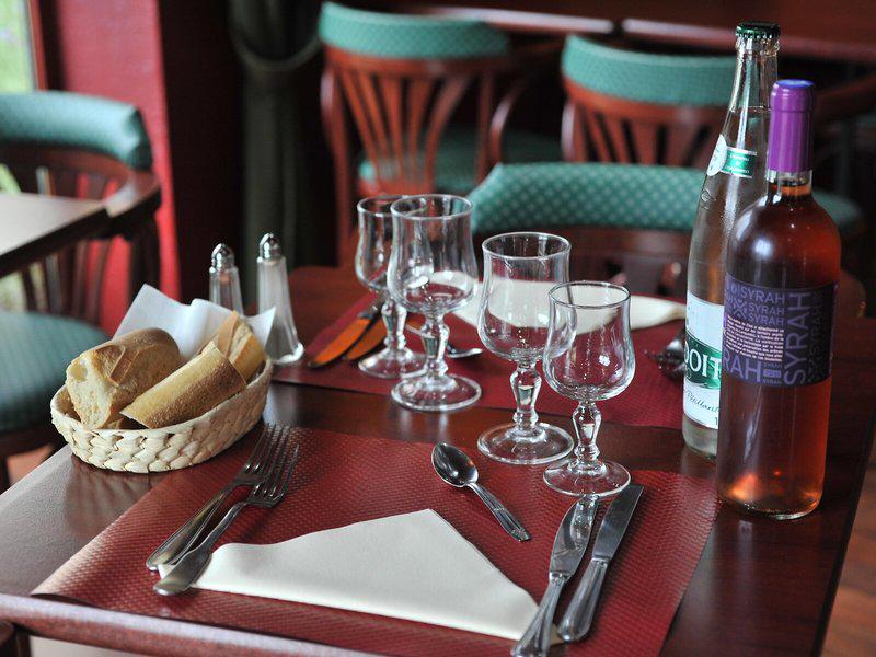 4749EE661F67D9797D53B8981265E531