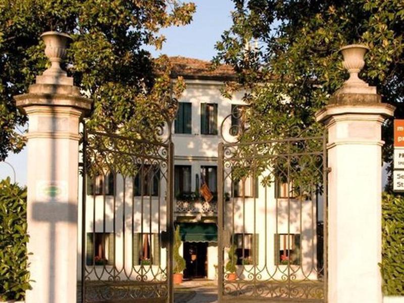 76B438BF7B0F50996F45FC8CCBCA1D33