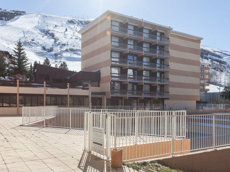 593D536DA971DCE8B64996A9C56FBCD9