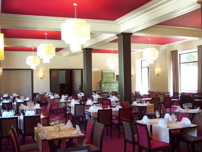 06F83DAA49F5335062C6991B86A0786E