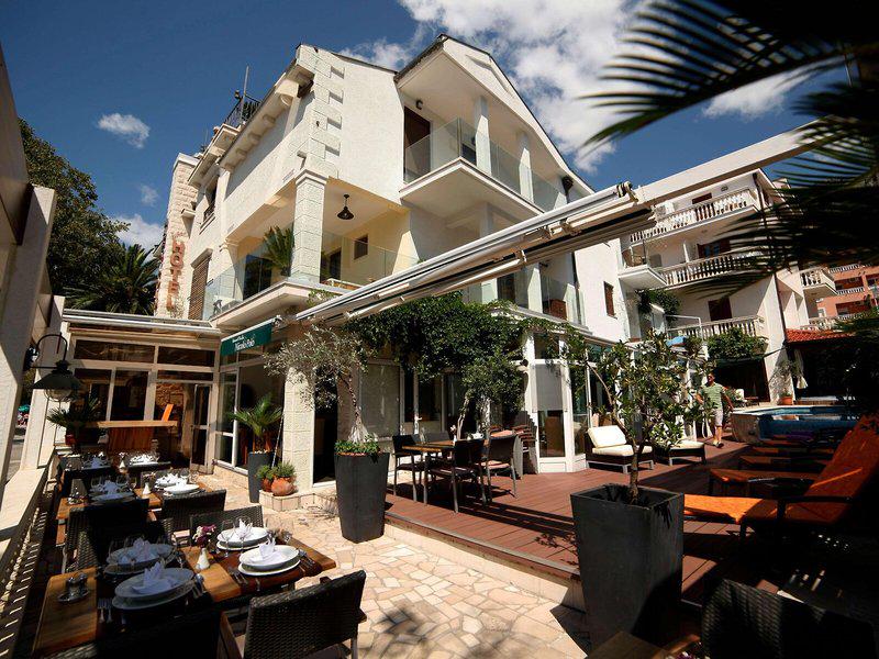 A05736E32F4D9359605A20FBE7C40D4F