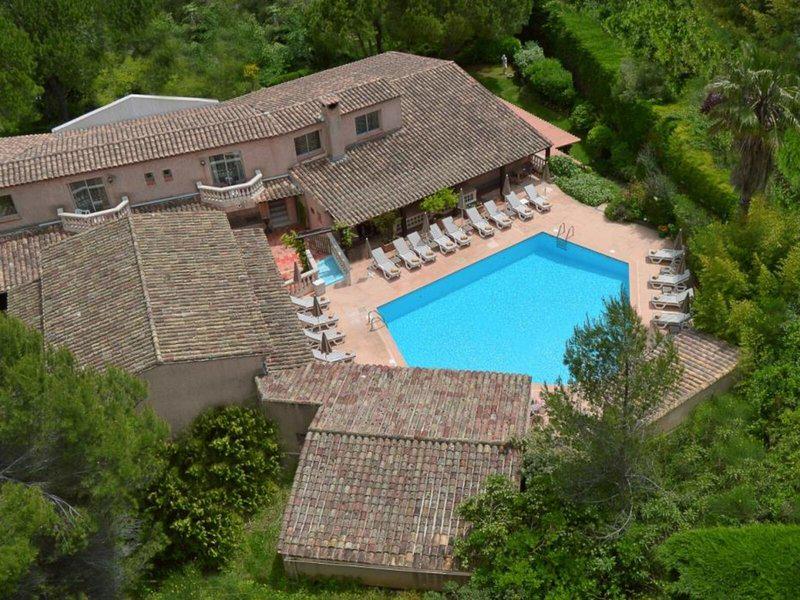 30FEDCA64012AC4BBE11176AAB240D70