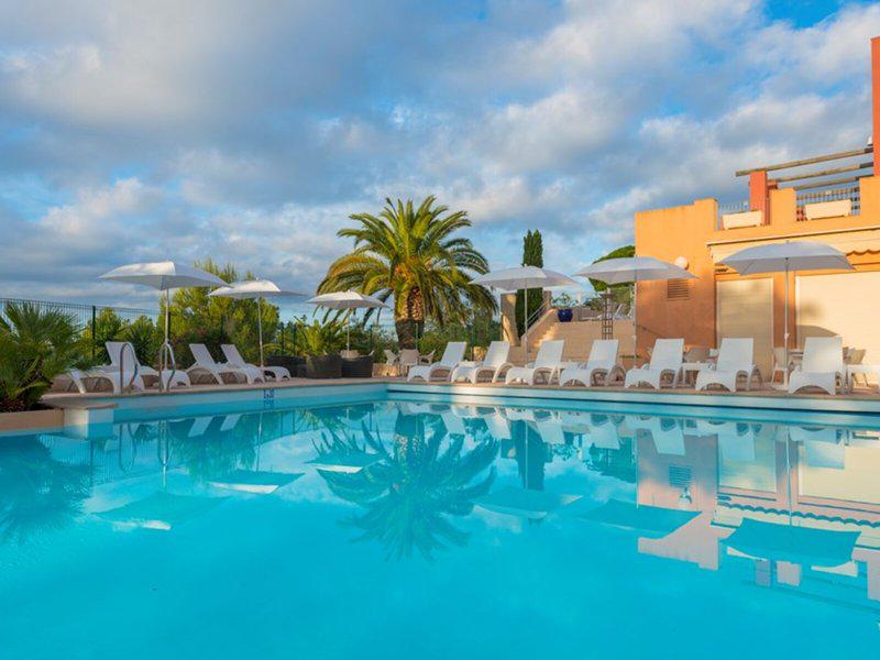 EDEF9E2F3ACAAED9C35E80915357306E