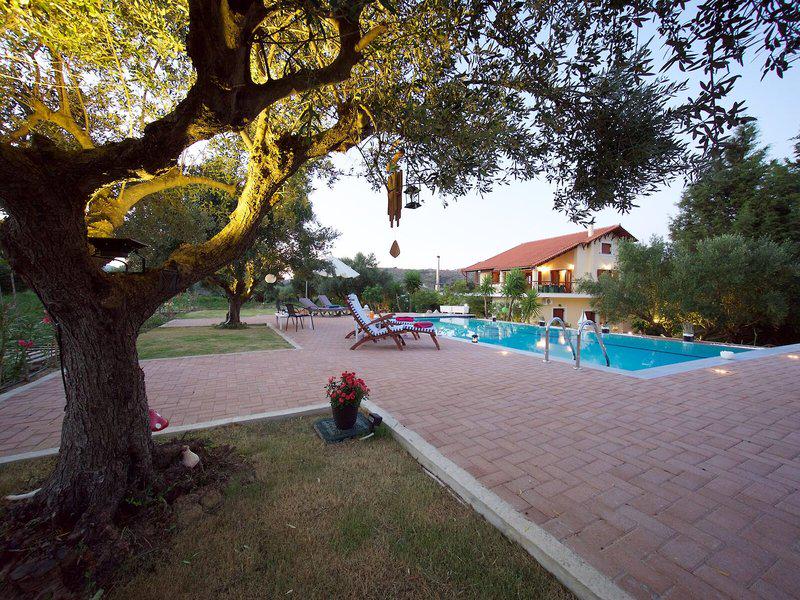 7C4B8C5E75B6DD43F50C626BD990758D