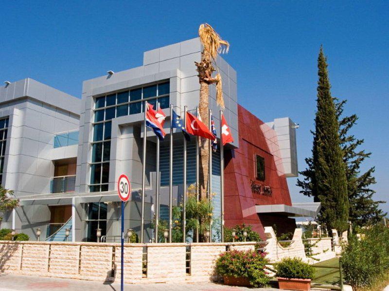 7D56B473DC3AAEE4A744BB3428B9550B